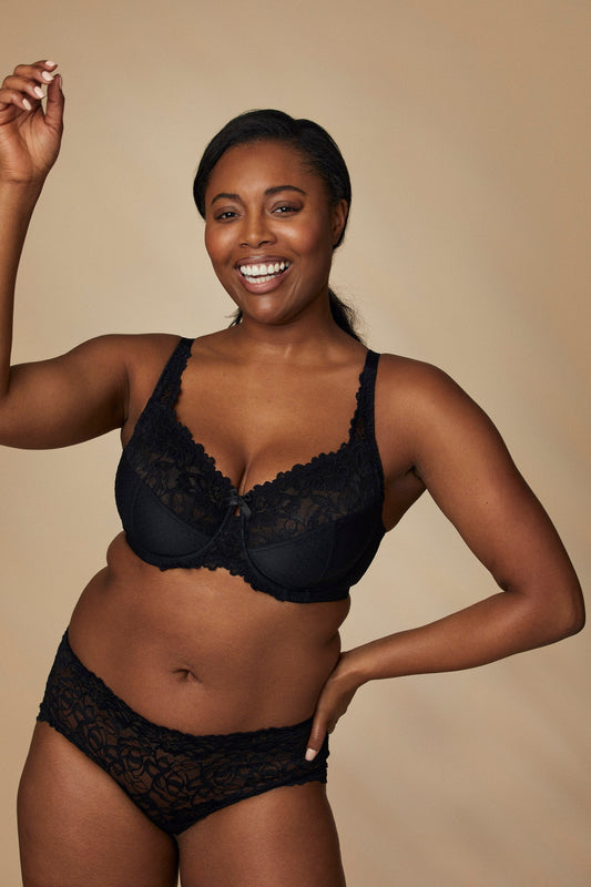 DD+ Black Comfort Lace Full Cup Bra - 32DD
